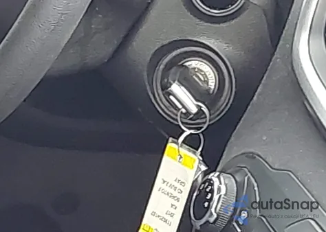 2017 Kia Sorento 2.4L Lx z USA, uszkodzony, nr VIN 5XYPG4A37HG323848